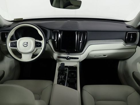 Used 2023 Volvo XC60 B5 Plus w/ Climate Package AWD/4WD image 7
