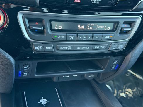 New 2026 Honda Ridgeline Black Edition image 22