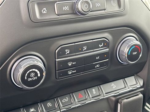 Used 2025 Chevrolet Silverado 1500 Custom Trail Boss image 25