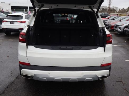 Used 2023 BMW X5 xDrive40i w/ Premium Package AWD/4WD image 32