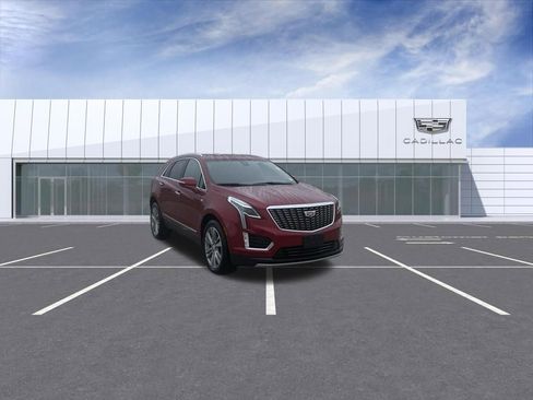 Certified 2024 Cadillac XT5 Premium Luxury AWD/4WD image 1