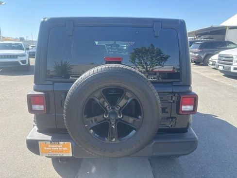 Certified 2022 Jeep Wrangler Unlimited Sport AWD/4WD image 4