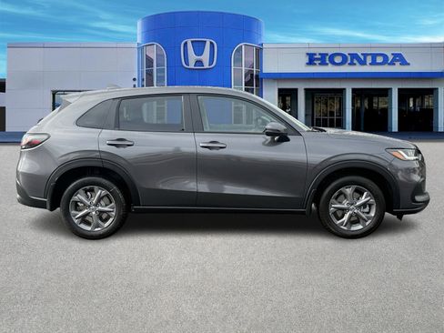 New 2026 Honda HR-V LX image 8