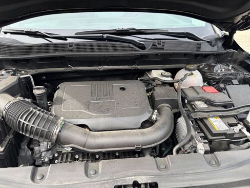 Used 2025 Chevrolet Blazer LT FWD image 33