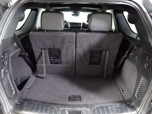 Used 2022 Dodge Durango R/T AWD/4WD image 17
