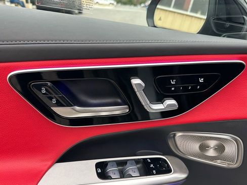 Used 2024 Mercedes-Benz GLC 43 AMG 4MATIC image 16