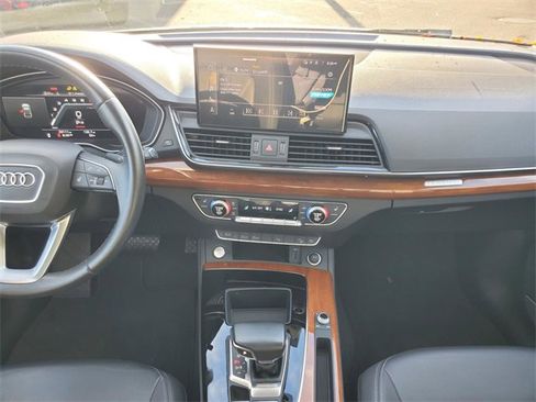 Used 2023 Audi Q5 2.0T Premium Plus image 32