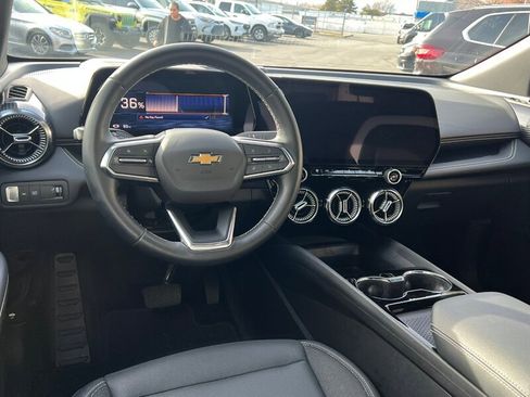 Used 2024 Chevrolet Blazer EV LT image 20
