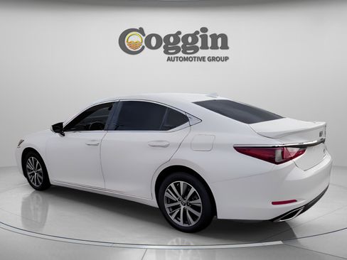 Used 2019 Lexus ES 350 image 10