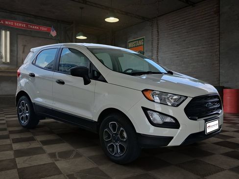 Used 2018 Ford EcoSport S FWD image 2