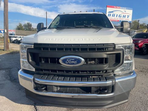Used 2020 Ford F350 XL w/ Power Equipment Group AWD/4WD image 2