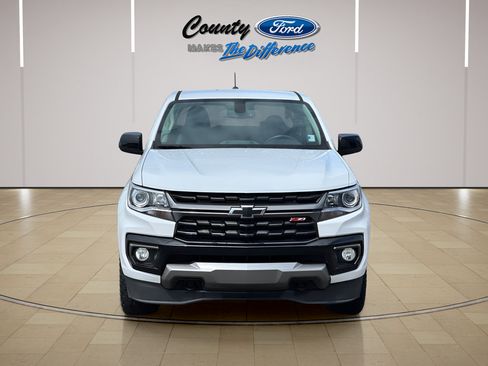Used 2022 Chevrolet Colorado Z71 AWD/4WD image 12