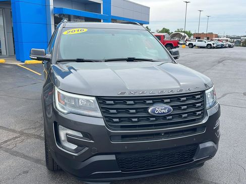 Used 2016 Ford Explorer Sport w/ Equipment Group 401A AWD/4WD image 8