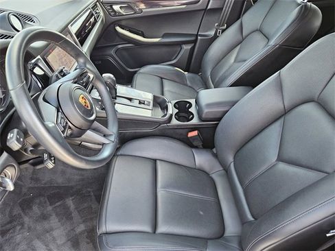 Used 2024 Porsche Macan S image 12