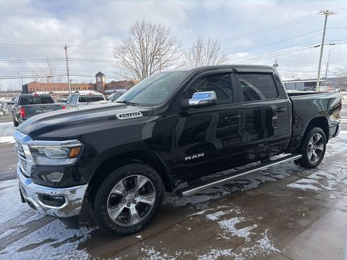 Used 2023 RAM 1500 Laramie AWD/4WD image 8