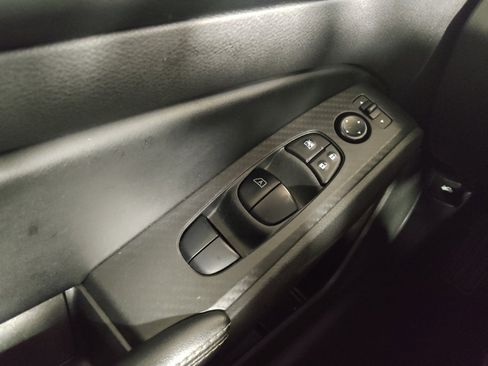 Used 2024 Nissan Altima 2.5 SV image 27