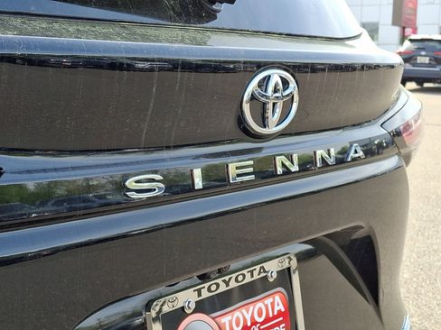 New 2026 Toyota Sienna Limited AWD/4WD image 15