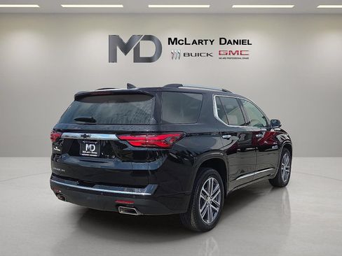 Used 2022 Chevrolet Traverse High Country AWD/4WD image 14