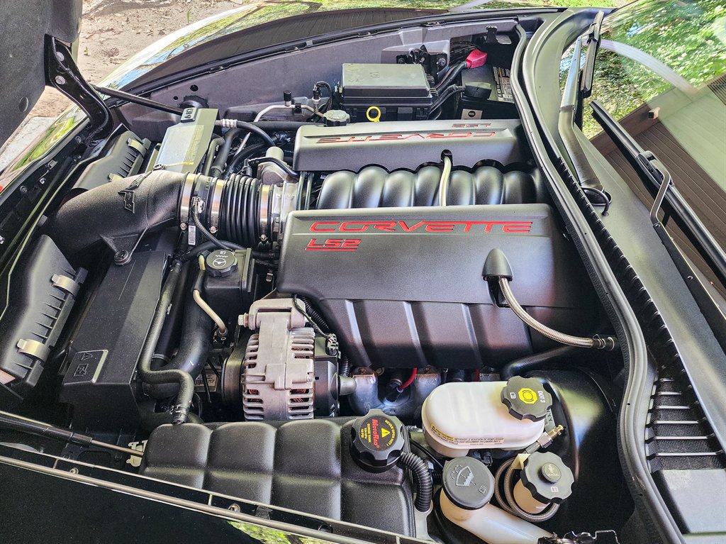 Used 2005 Chevrolet Corvette Convertible w/ Preferred Equipment Group RWD image 27