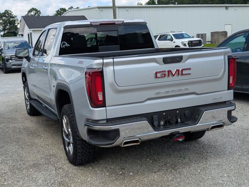 Used 2022 GMC Sierra 1500 SLT w/ SLT Premium Plus Package AWD/4WD image 7