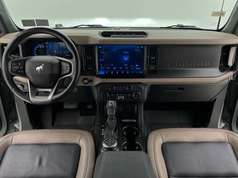Used 2023 Ford Bronco Wildtrak AWD/4WD image 2