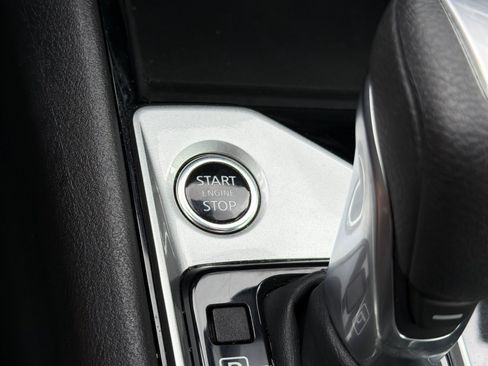 Used 2024 Nissan Altima 2.5 SV FWD image 21