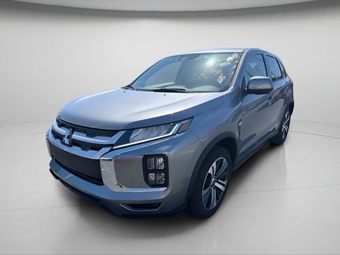 Used 2024 Mitsubishi Outlander Sport AWD image 2