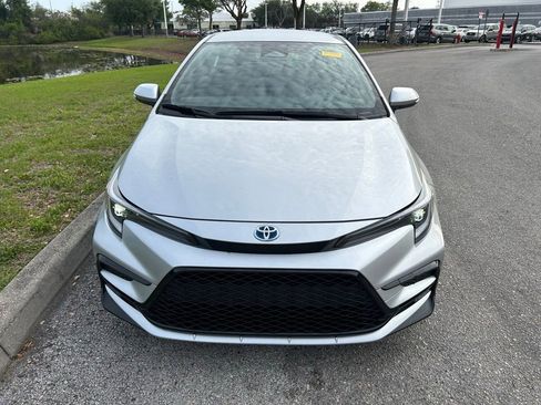 Used 2024 Toyota Corolla SE FWD image 9