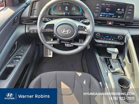 New 2025 Hyundai Elantra Sport image 7
