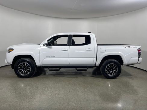 Certified 2023 Toyota Tacoma TRD Sport image 8