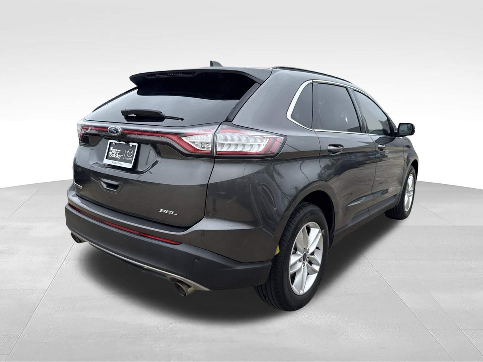 Used 2016 Ford Edge SEL FWD image 5