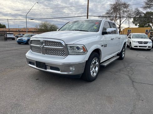 Used 2017 RAM 1500 Laramie image 7