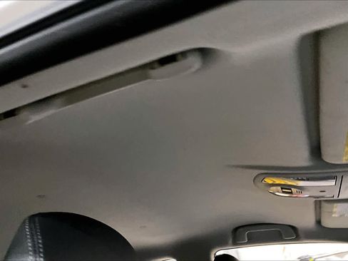 Used 2012 Toyota Prius Four image 13