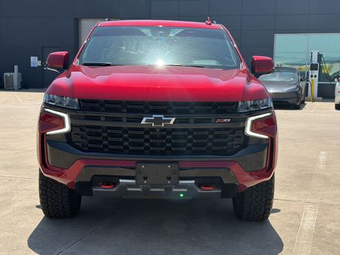 Used 2023 Chevrolet Tahoe Z71 w/ Luxury Package AWD/4WD image 6