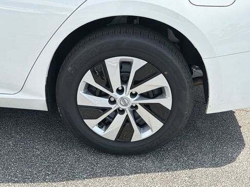 Certified 2025 Nissan Altima 2.5 S image 30