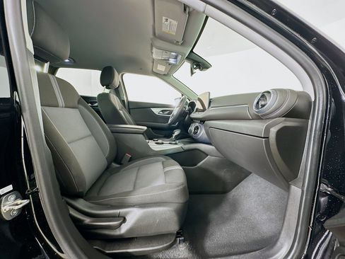 Used 2023 Chevrolet Blazer LT image 29