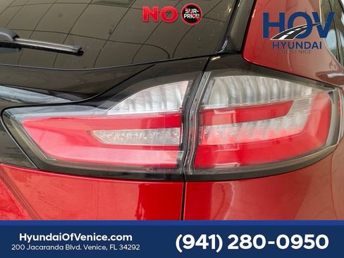 Used 2020 Ford Edge SEL FWD image 9