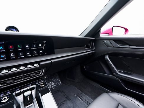 Used 2024 Porsche 911 Targa 4 GTS w/ Premium Package image 93