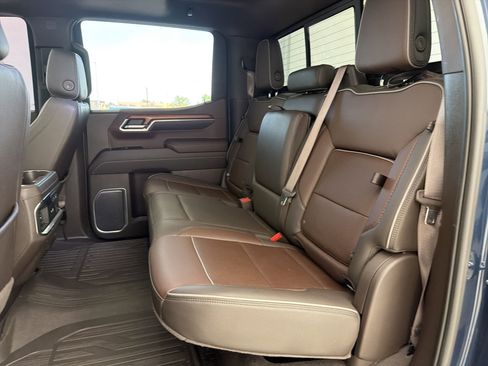 Used 2022 GMC Sierra 1500 Denali AWD/4WD image 15