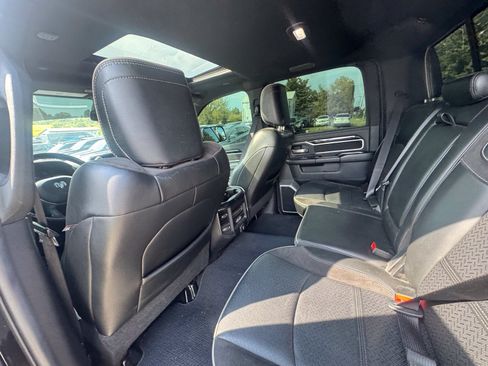 Used 2022 RAM 2500 Laramie w/ Night Edition AWD/4WD image 28