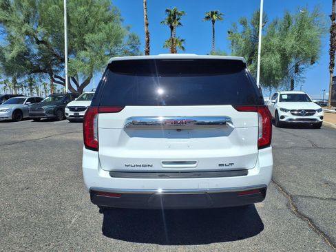 Used 2021 GMC Yukon SLT w/ SLT Premium Package AWD/4WD image 6
