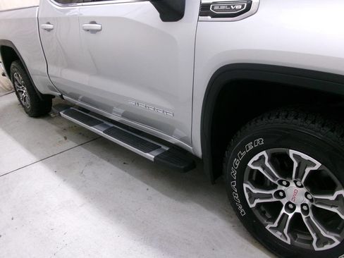 Used 2019 GMC Sierra 1500 SLE w/ SLE Value Package image 14