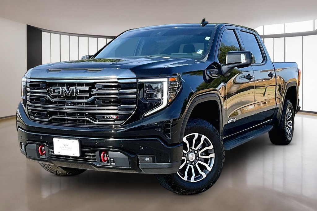 Used 2022 GMC Sierra 1500 AT4 w/ AT4 Premium Package AWD/4WD image 1
