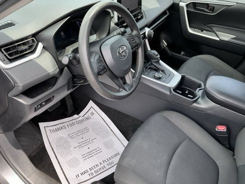 Used 2024 Toyota RAV4 LE AWD/4WD image 16