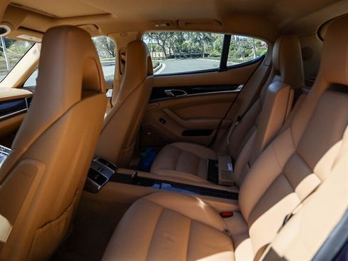 Used 2012 Porsche Panamera image 26