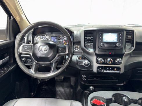 Used 2019 RAM 2500 Tradesman w/ Chrome Appearance Group AWD/4WD image 16