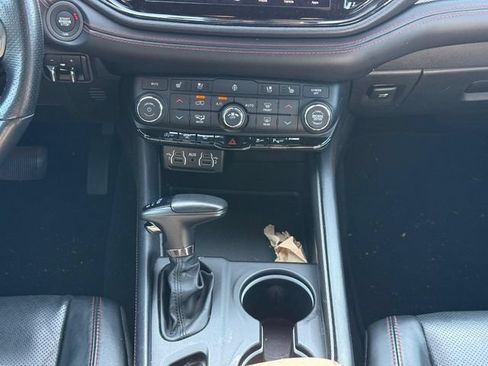 Used 2024 Dodge Durango GT AWD/4WD image 25