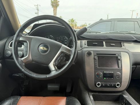 Used 2007 Chevrolet Avalanche LT w/ LT Preferred Equipment Group image 19