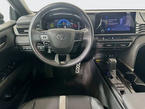 Certified 2025 Toyota Camry SE image 23