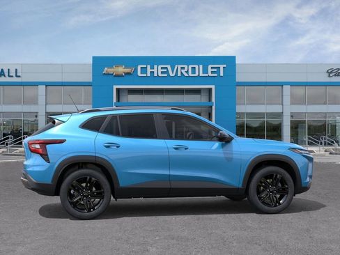 New 2026 Chevrolet Trax ACTIV w/ Driver Confidence Package image 9